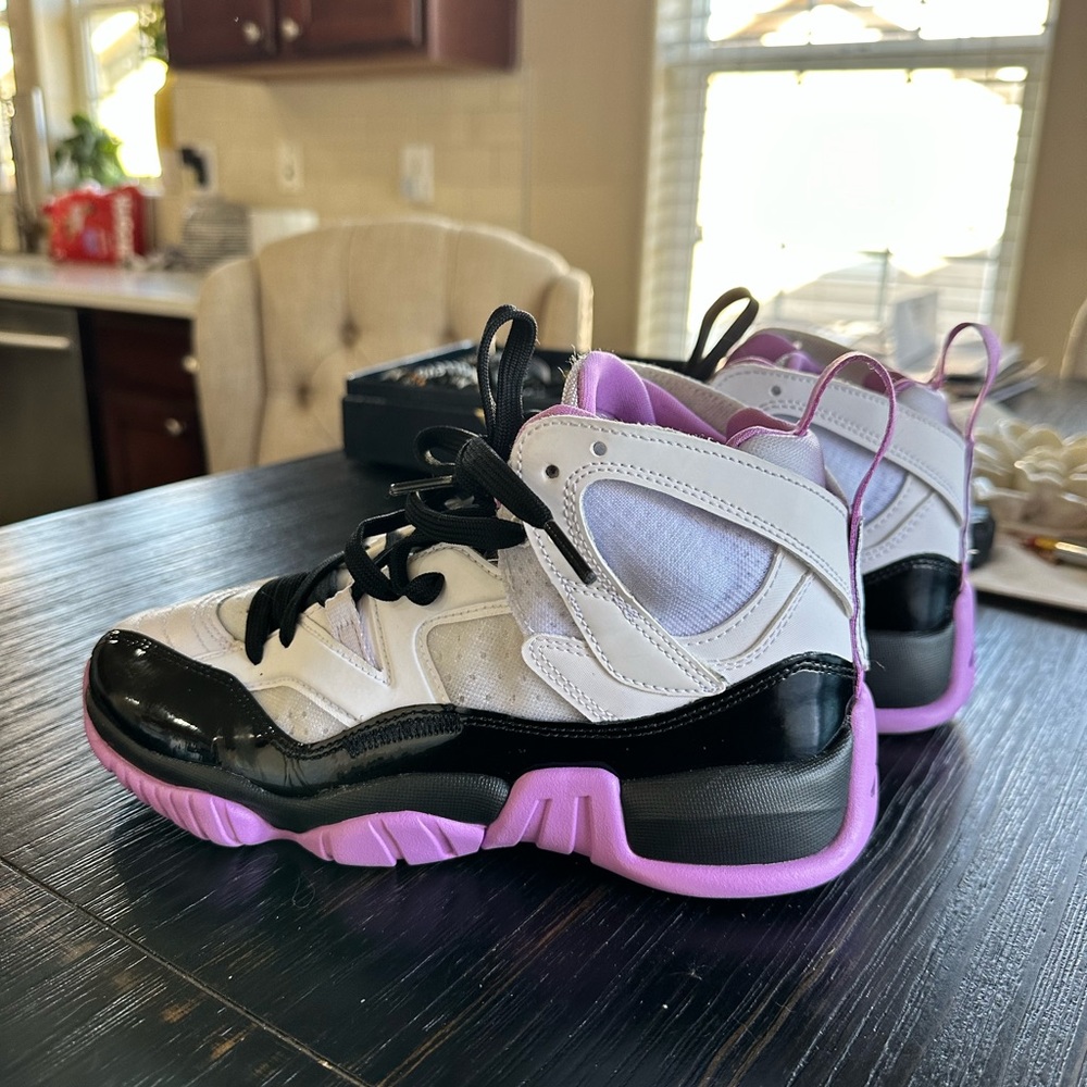 Nike Jordan XIV - Picture 2 of 8